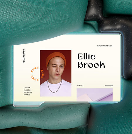 作品集網站首頁，其中包含藝術家的大頭照。